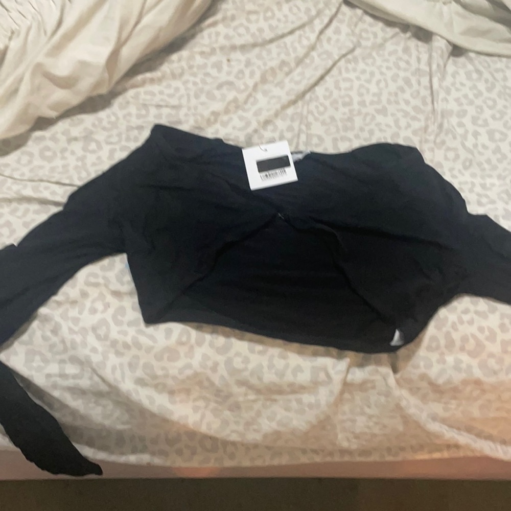 Long sleeve adika front cut out top NEW W TAGS!!